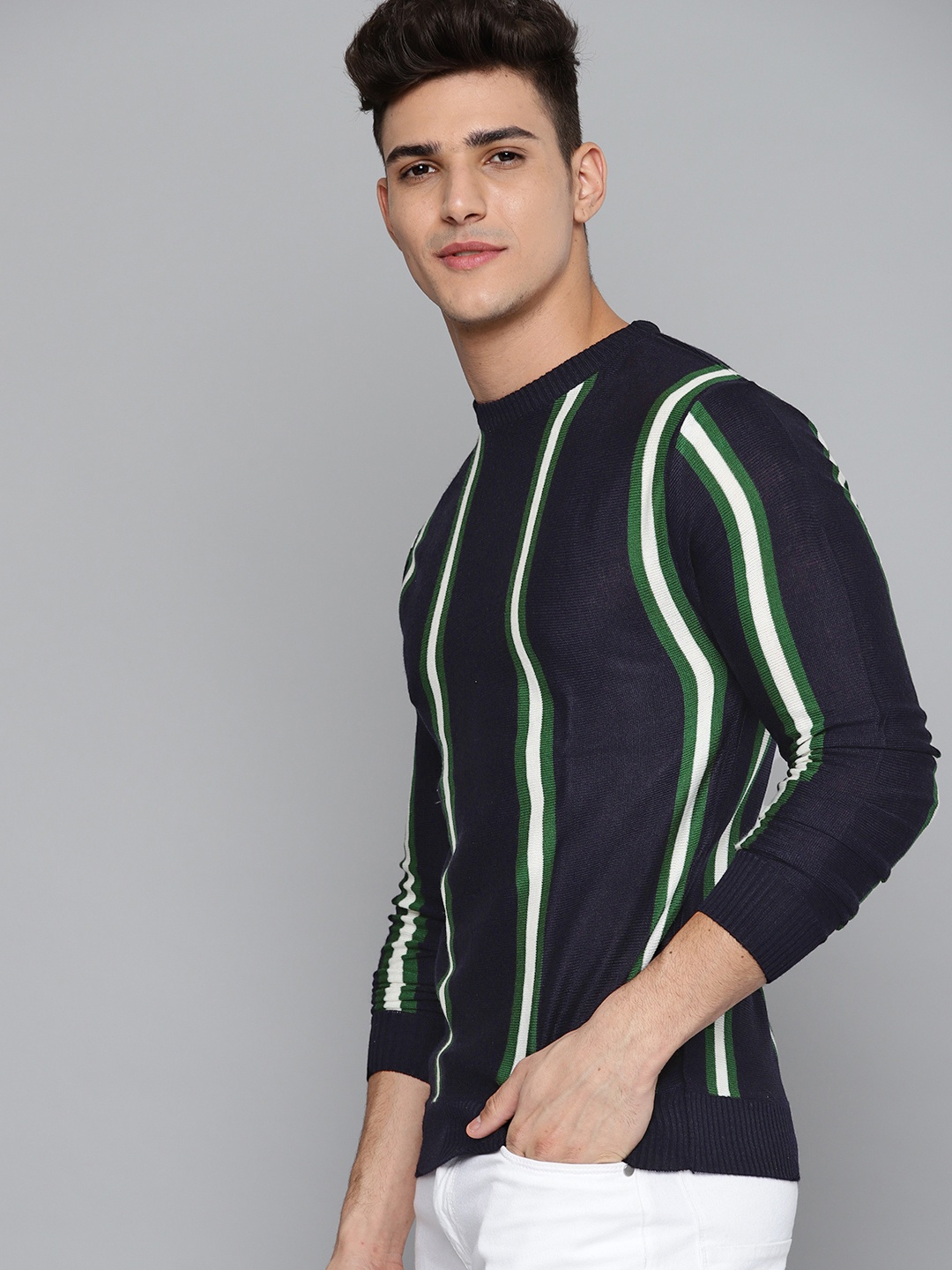 

Harvard Men Black & Off White Striped Pullover