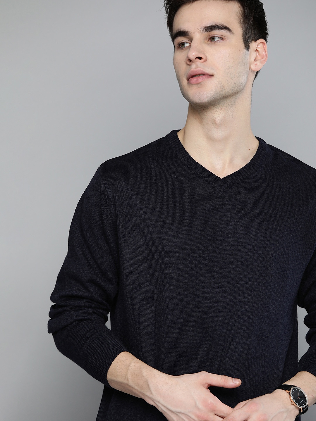 

Harvard Men Navy Blue Solid Pullover