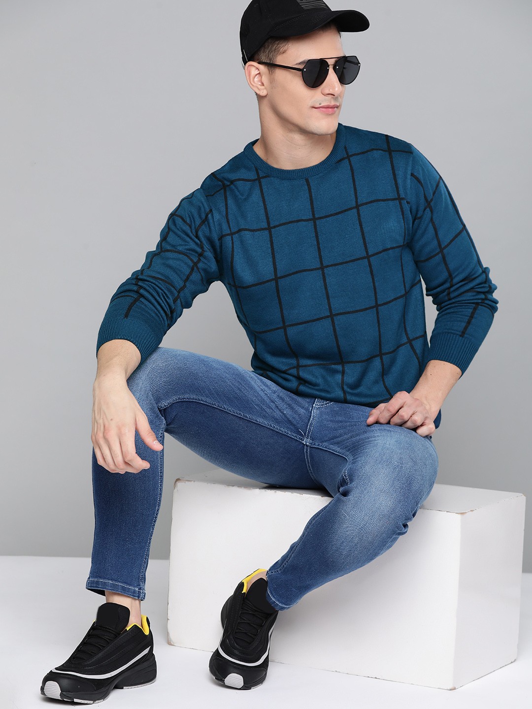 

Harvard Men Teal Blue & Black Checked Pullover Sweater