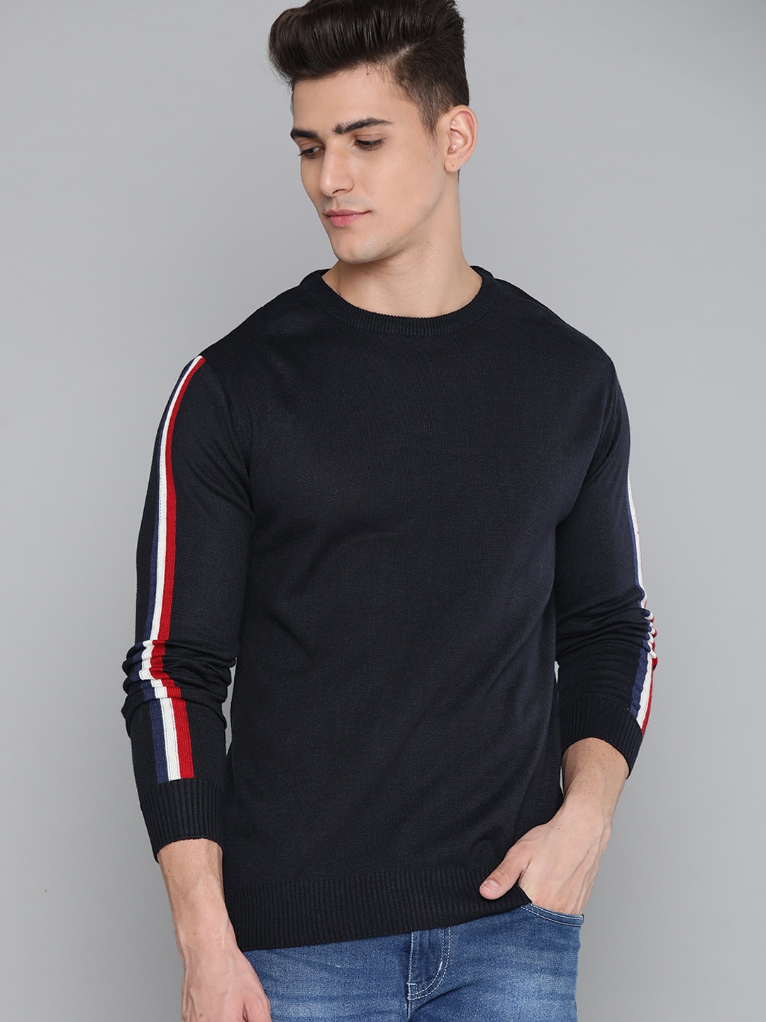 

Harvard Men Navy Blue Solid Pullover Sweater