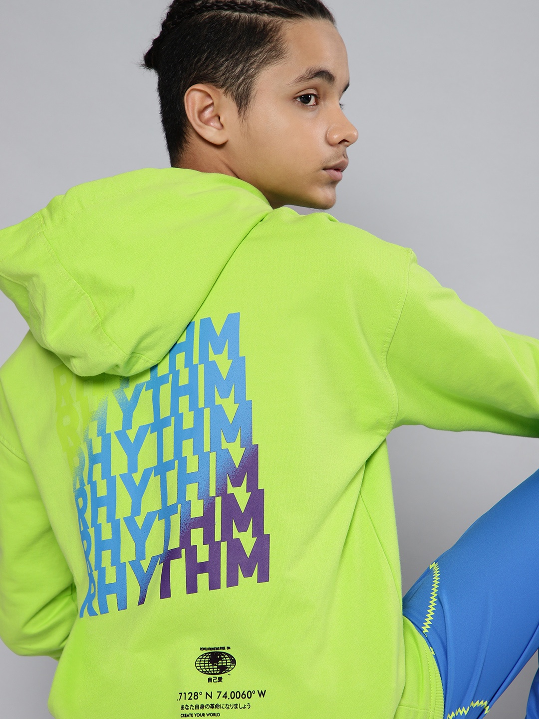 

HRX by Hrithik Roshan U-17 Lifestyle Boys Neon Lime Rapid-Dry Solid Sweatshirts, Fluorescent green