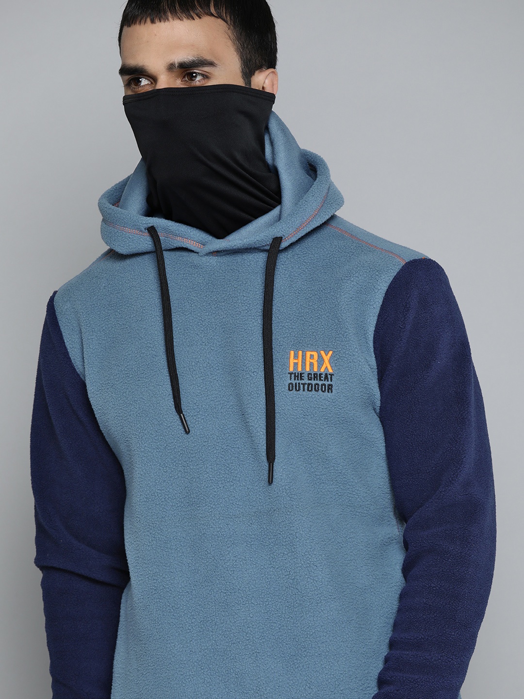 

HRX By Hrithik Roshan Outdoor Men Real Teal Rapid-Dry Colourblock Sweatshirt, Blue