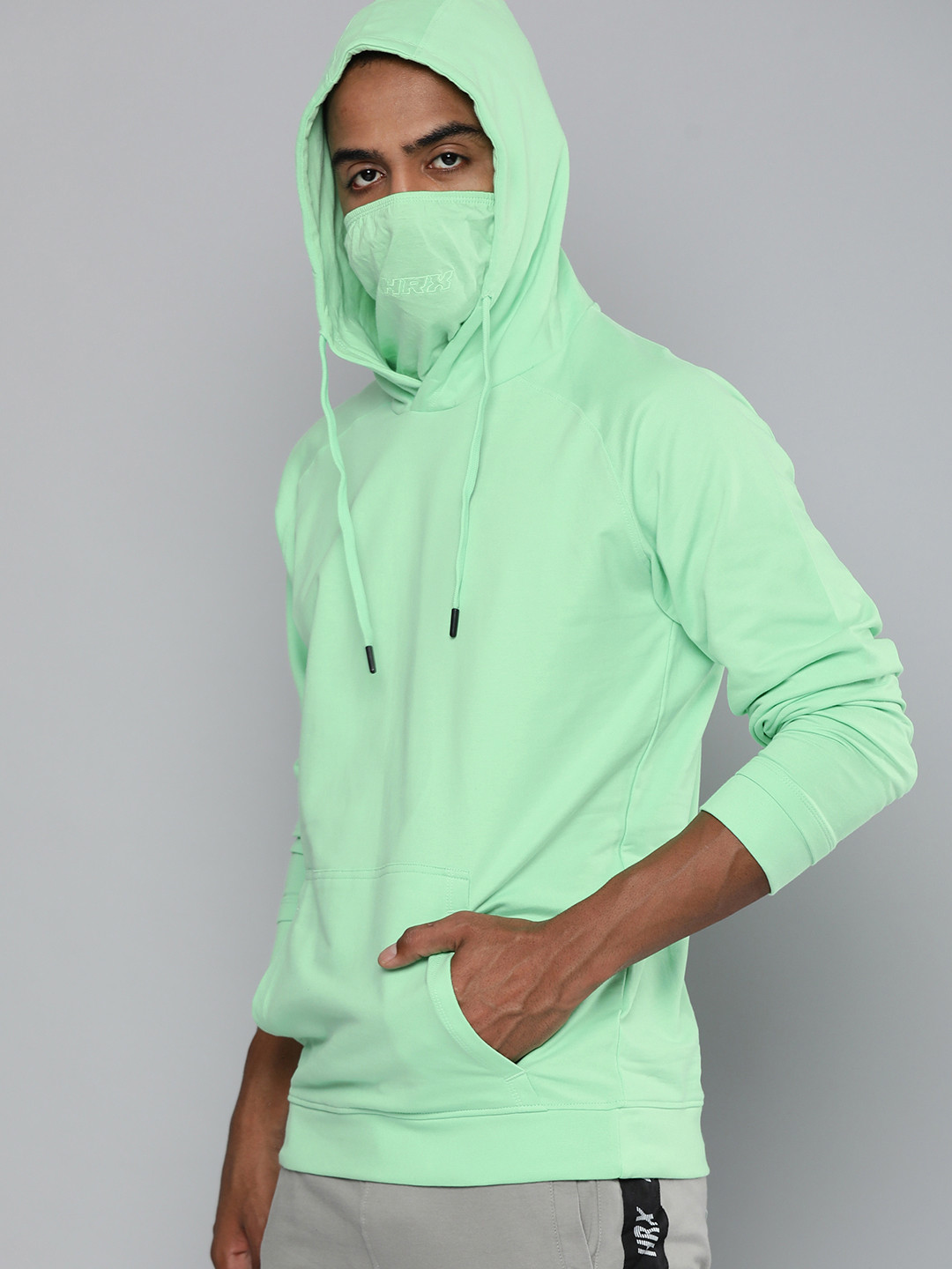 

HRX By Hrithik Roshan Lifestyle Men Neo mint Bio-Wash Solid Sweatshirts, Sea green