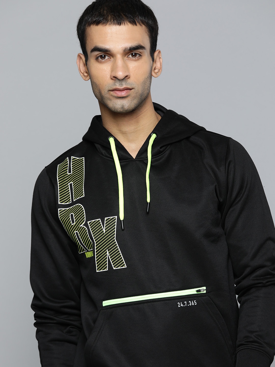 

HRX By Hrithik Roshan Running Men Jet Black Rapid-Dry Brand Logo Print Sweatshirt