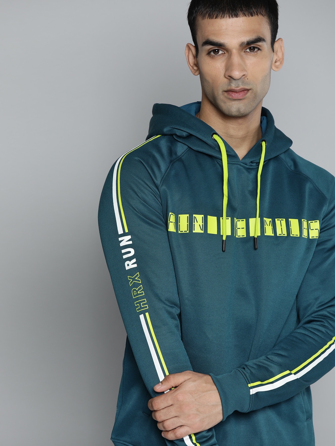

HRX By Hrithik Roshan Running Men Blue Printed Rapid-Dry Hooded Sweatshirts