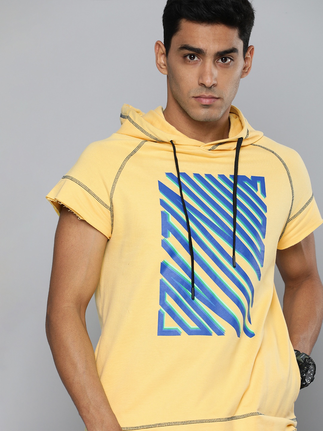 

HRX By Hrithik Roshan Lifestyle Men Yellow & Blue Bio-Wash Typography Sweatshirts