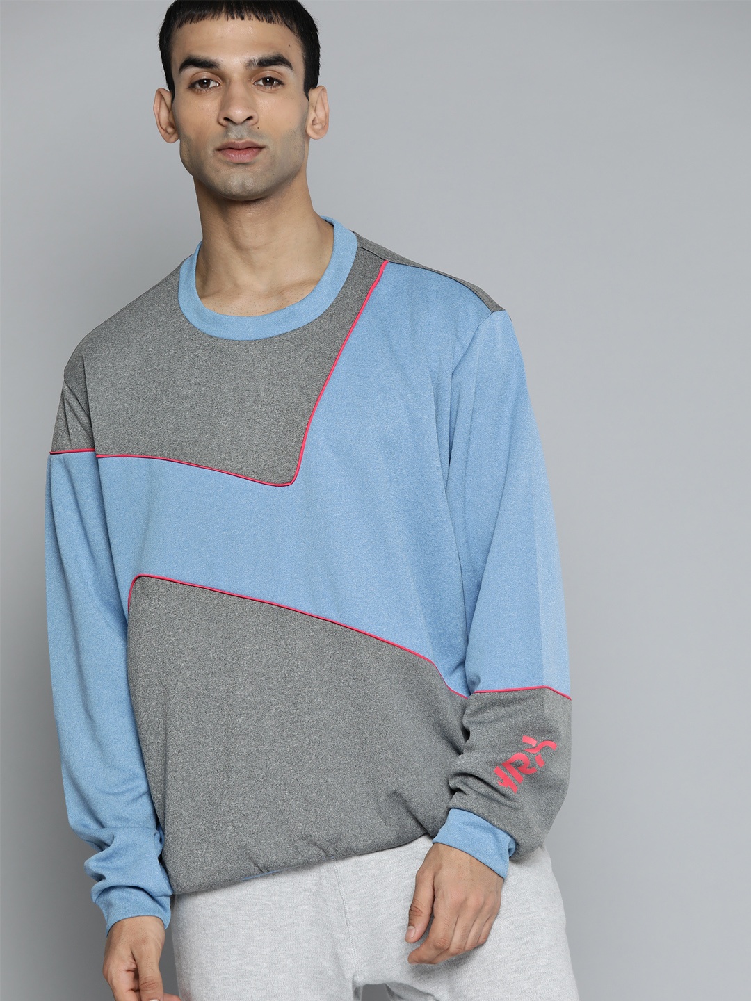

HRX By Hrithik Roshan Lifestyle Men Jet Black Rapid-Dry Colourblock Sweatshirt, Grey
