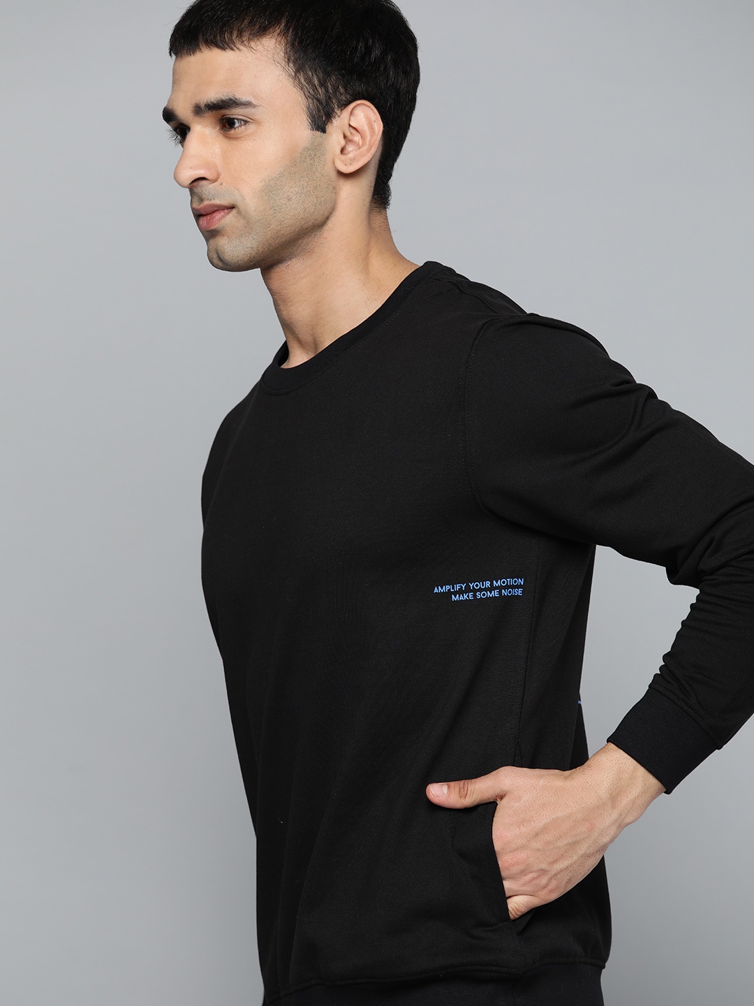

HRX By Hrithik Roshan Lifestyle Men Jet Black Bio-Wash Typography Sweatshirts