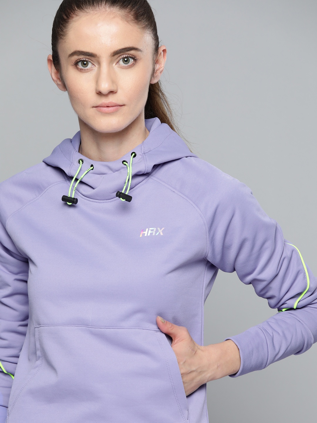 

HRX By Hrithik Roshan Training Women Jacaranda Rapid-Dry Solid Sweatshirt, Lavender