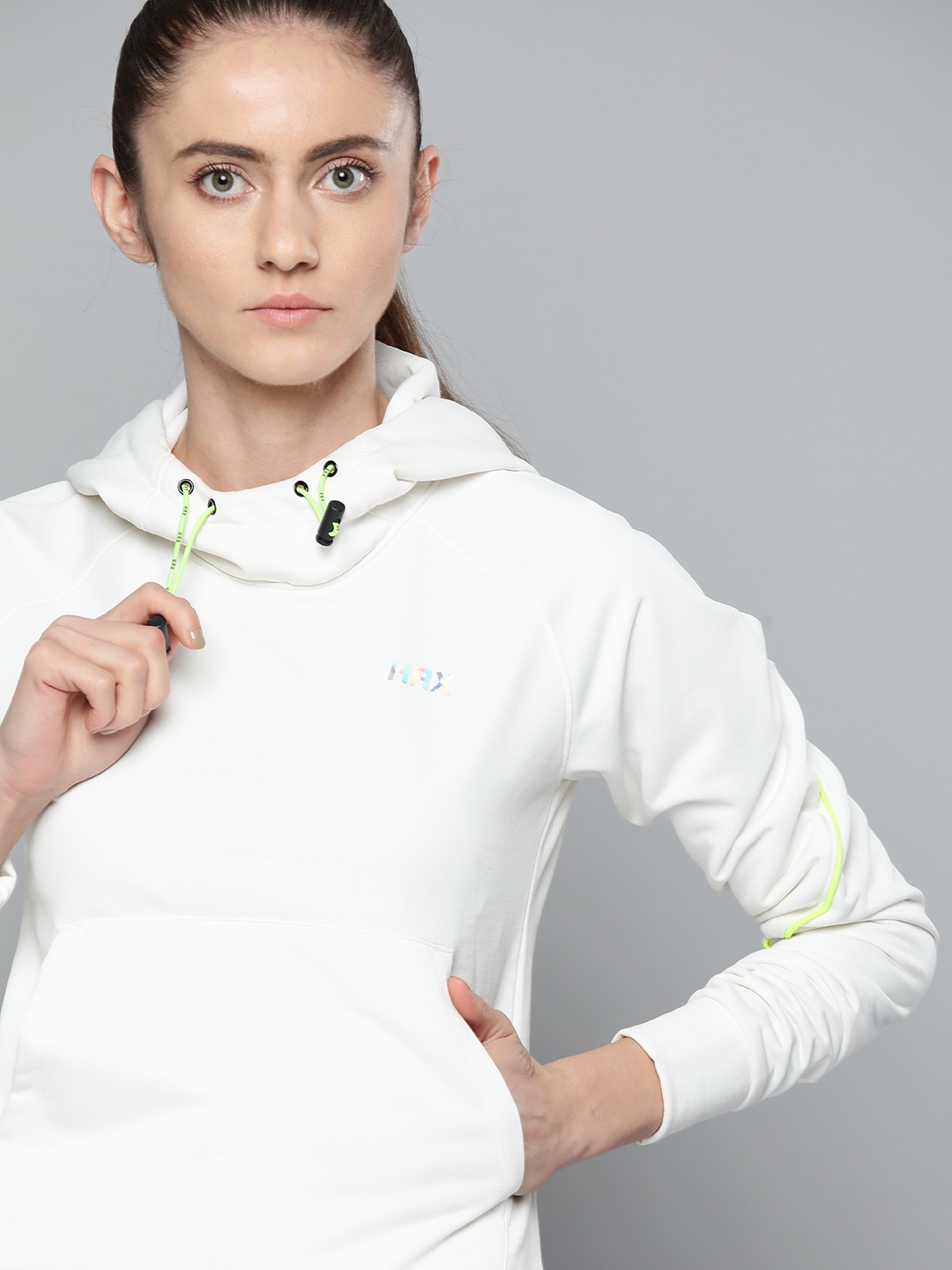 

HRX By Hrithik Roshan Training Women Bright white Rapid-Dry Solid Sweatshirt