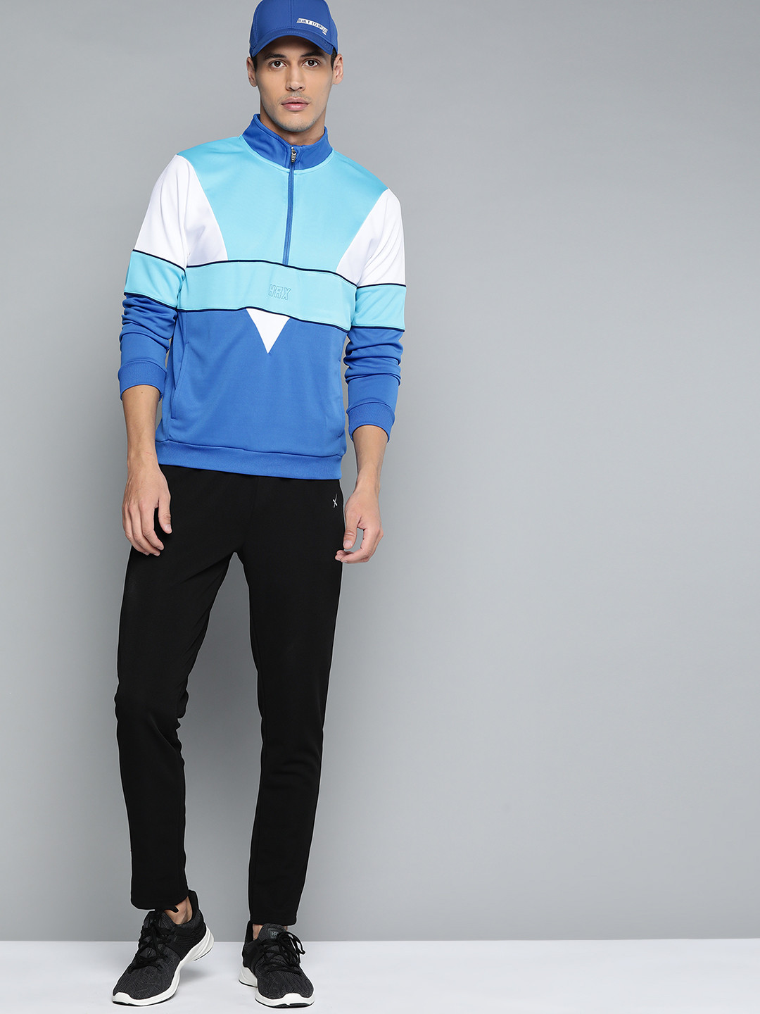 

HRX By Hrithik Roshan Lifestyle Men Strong Blue Rapid-Dry Colourblock Sweatshirt