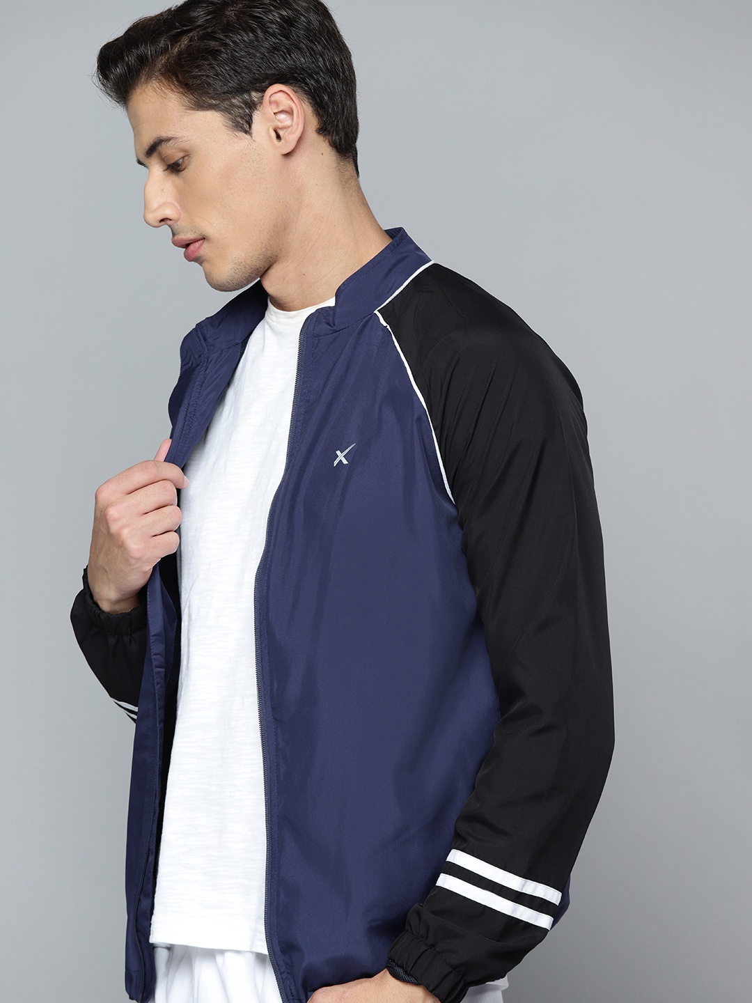 

HRX By Hrithik Roshan Lifestyle Men Medieval Blue Rapid-Dry Colourblock Jacket, Navy blue