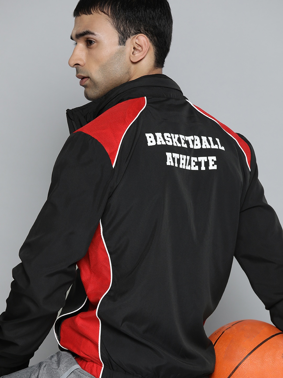 

HRX By Hrithik Roshan Basketball Men Jet Black Packable Colourblock Jackets