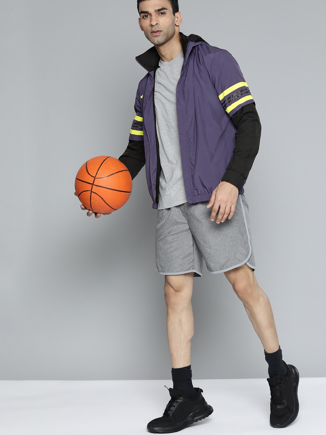 

HRX By Hrithik Roshan Basketball Men Mulberry purple Packable Colourblock Jackets