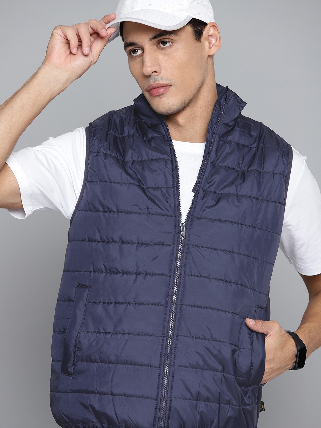

HRX By Hrithik Roshan Outdoor Men Medieval Blue Packable Solid Jacket, Navy blue