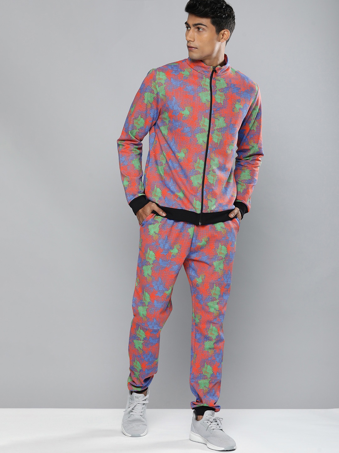 

HRX By Hrithik Roshan Lifestyle Men Multicoloured Bio-Wash AOP Tracksuits, Multi