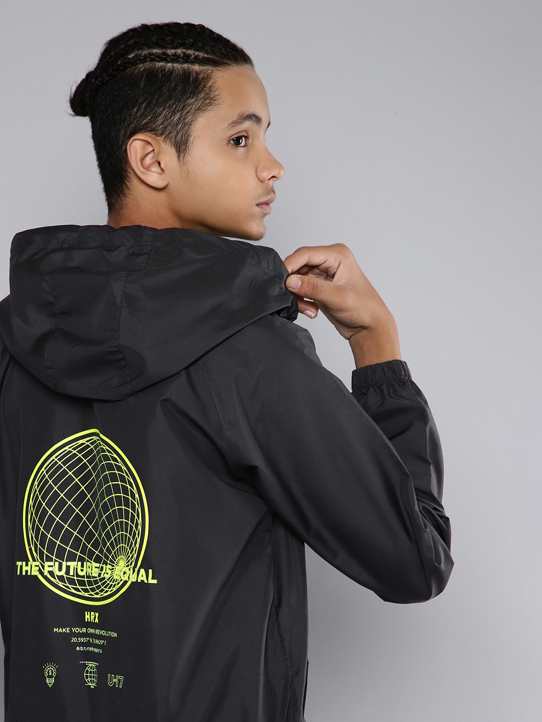 

HRX By Hrithik Roshan U-17 Lifestyle Boys Jet Black Rapid-Dry Solid Jacket