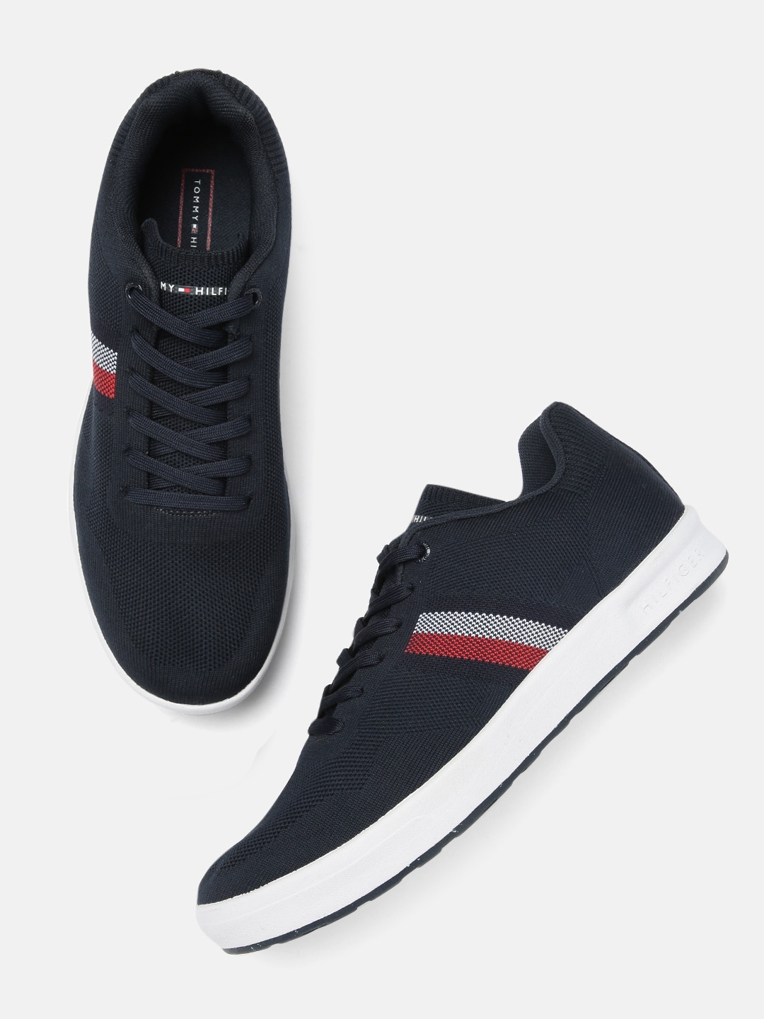

Tommy Hilfiger Men Navy Blue Solid Sneakers