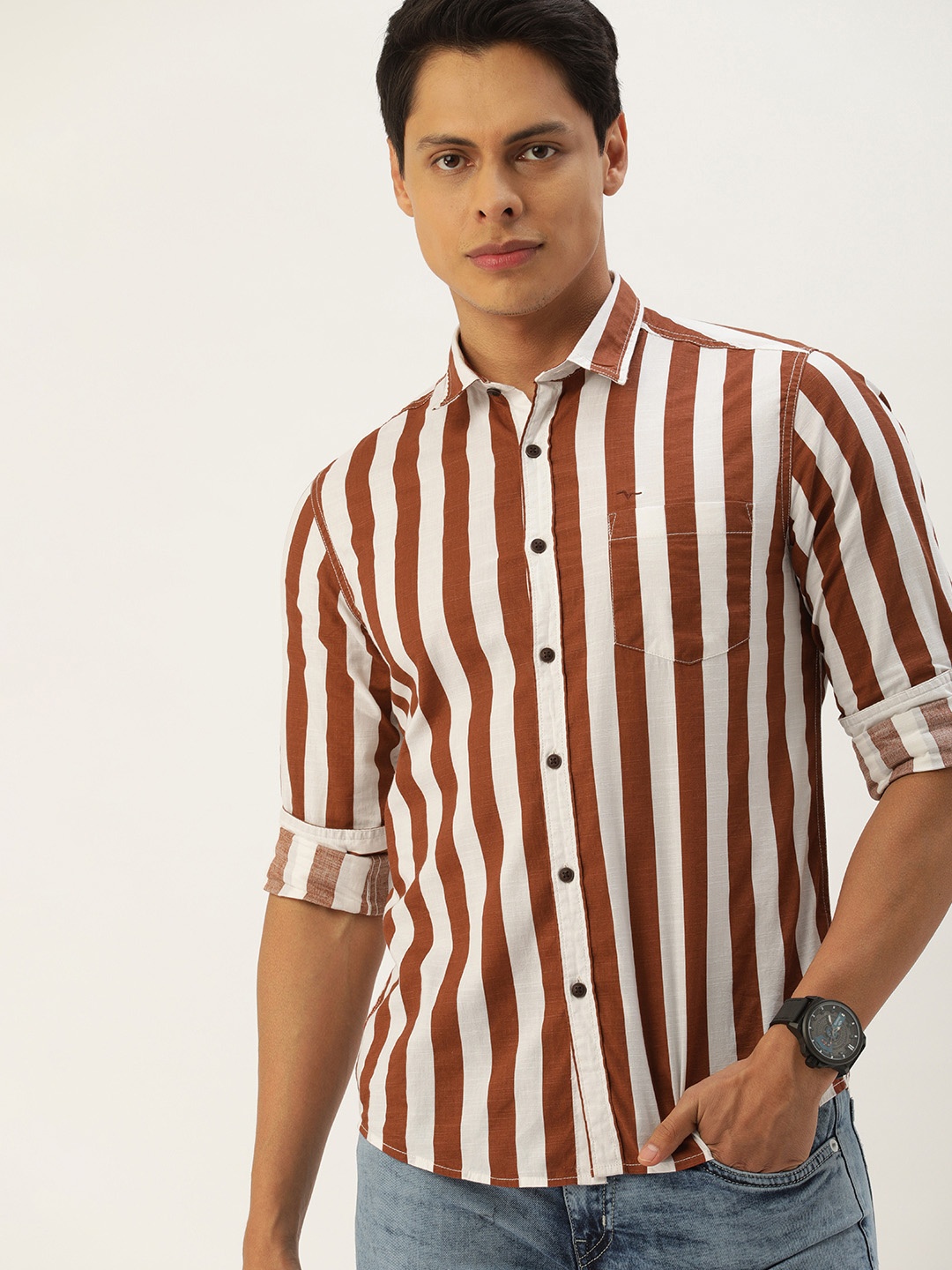 

Flying Machine Men White & Rust Brown Pure Cotton Slim Fit Striped Casual Shirt