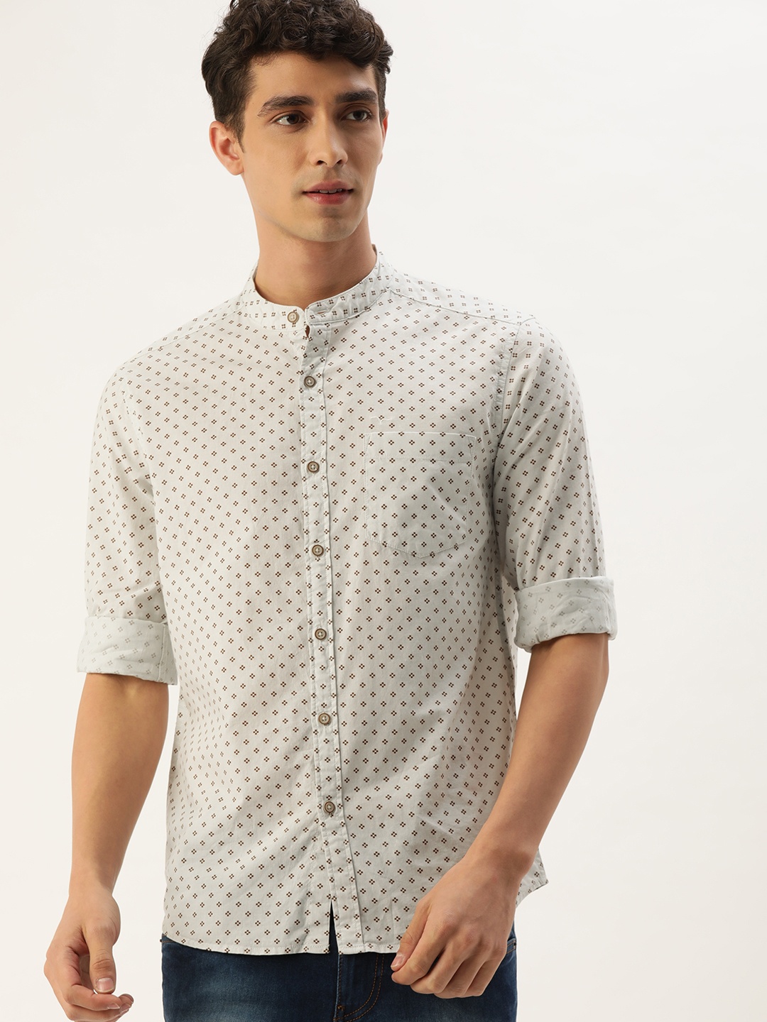 

Flying Machine Men Off White Slim Fit Printed Casual Shirt