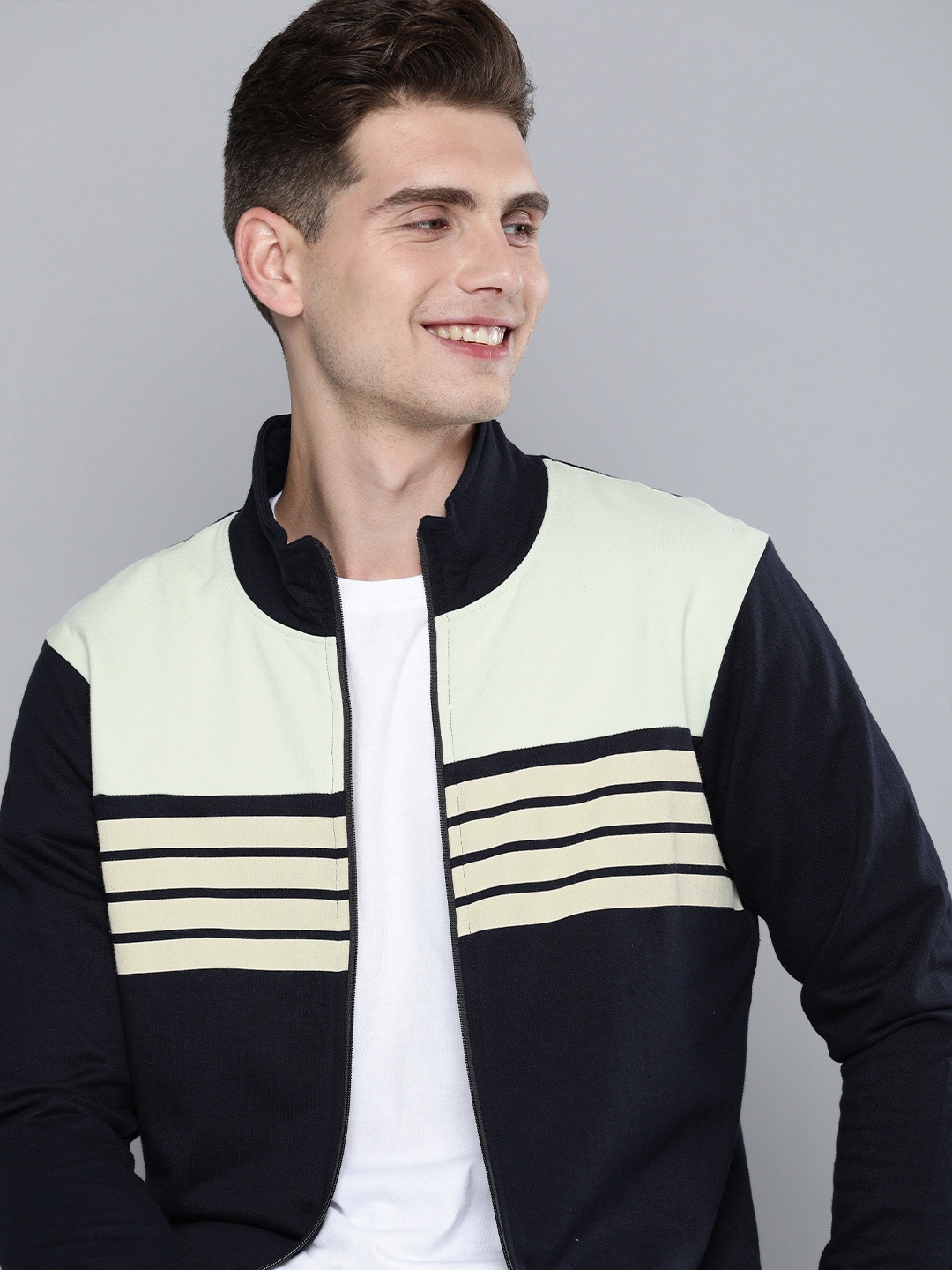 

HERE&NOW Men Navy Blue And Light Blue Colourblocked Front-Open Sweatshirt