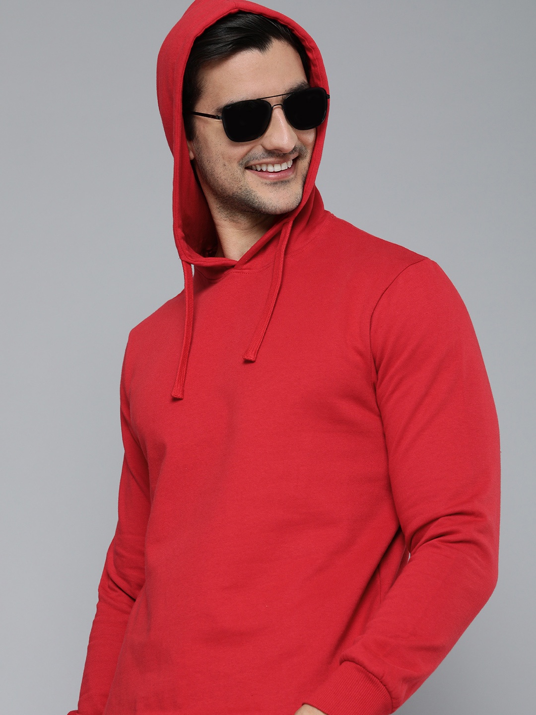 

HERE&NOW Men Red Solid Hooded Sweatshirt