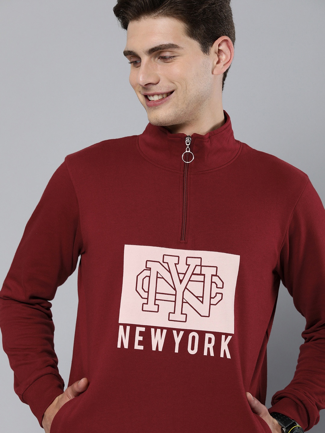 

HERE&NOW Men Maroon Printed Pure Cotton Sweatshirt