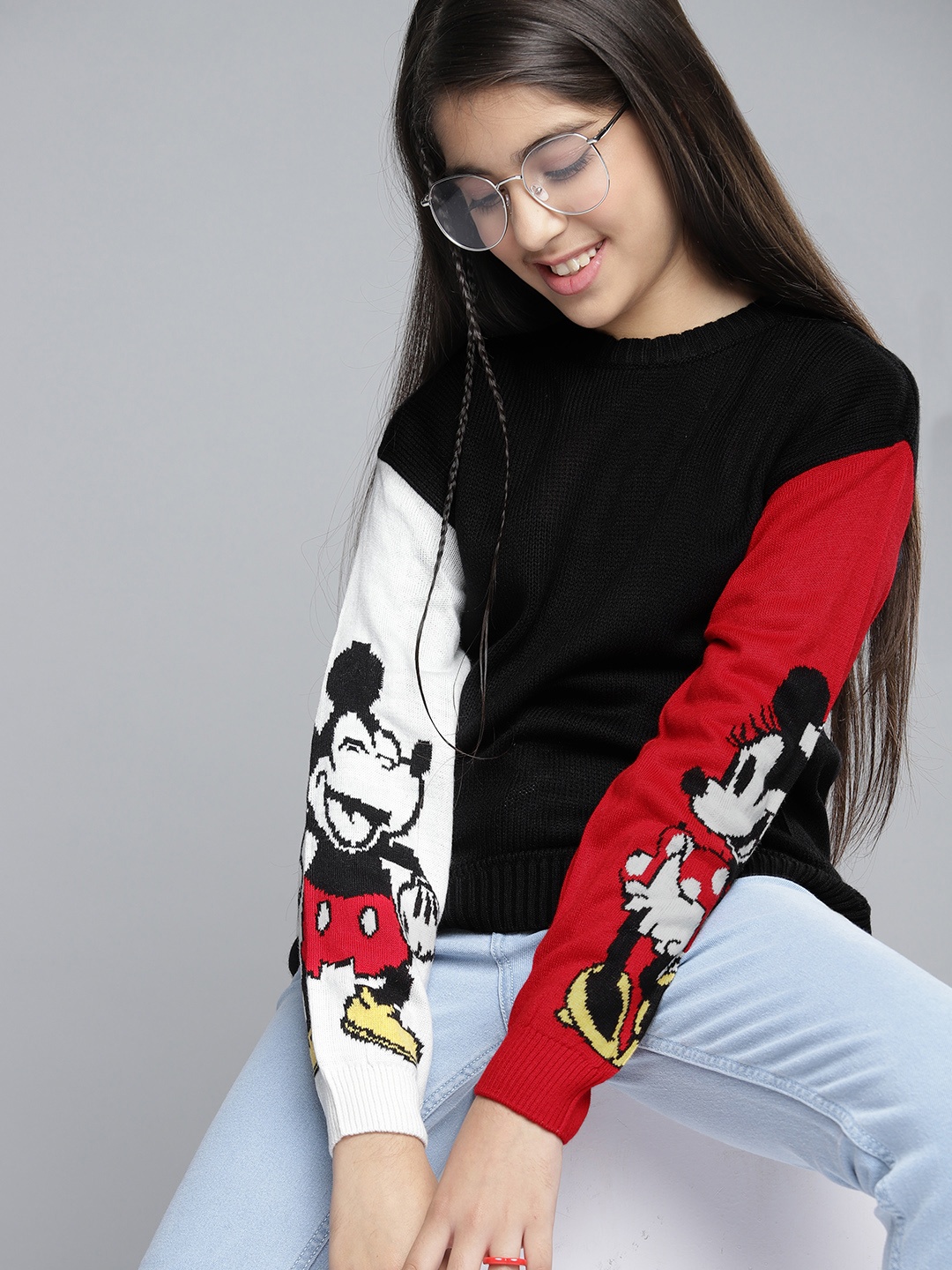 

YK Disney Girls Black & Red Mickey & Minnie Mouse Patterned Pullover Sweater