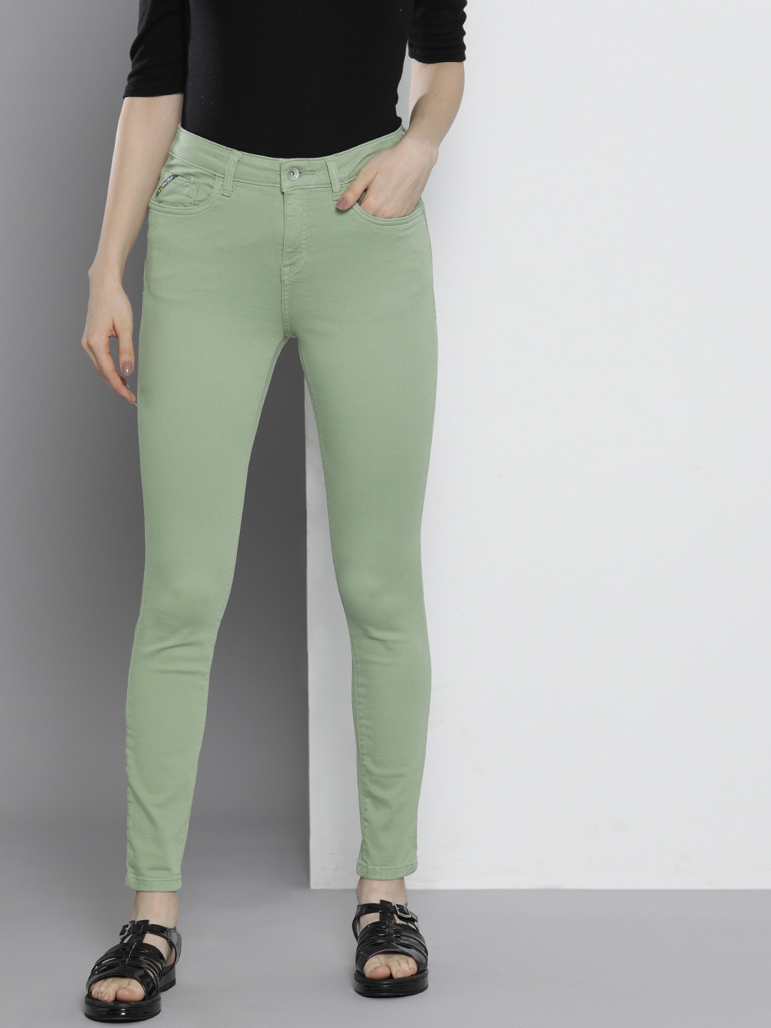 

Nautica Women Green Skinny Fit Stretchable Jeans