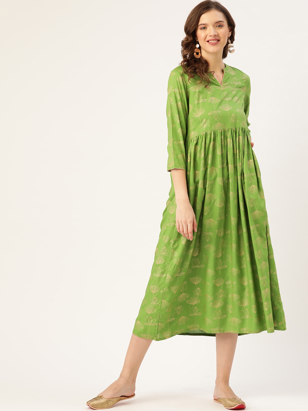 

Sangria Women Green & Golden Printed Midi A-Line Dress