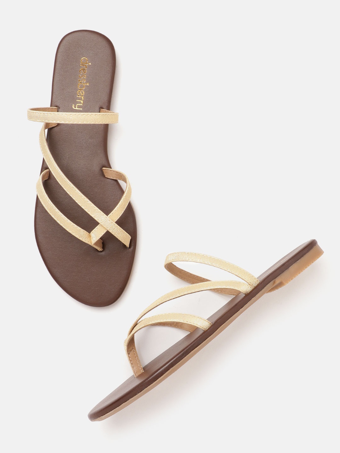

DressBerry Women Gold-Toned Sheen Effect Open Toe Flats