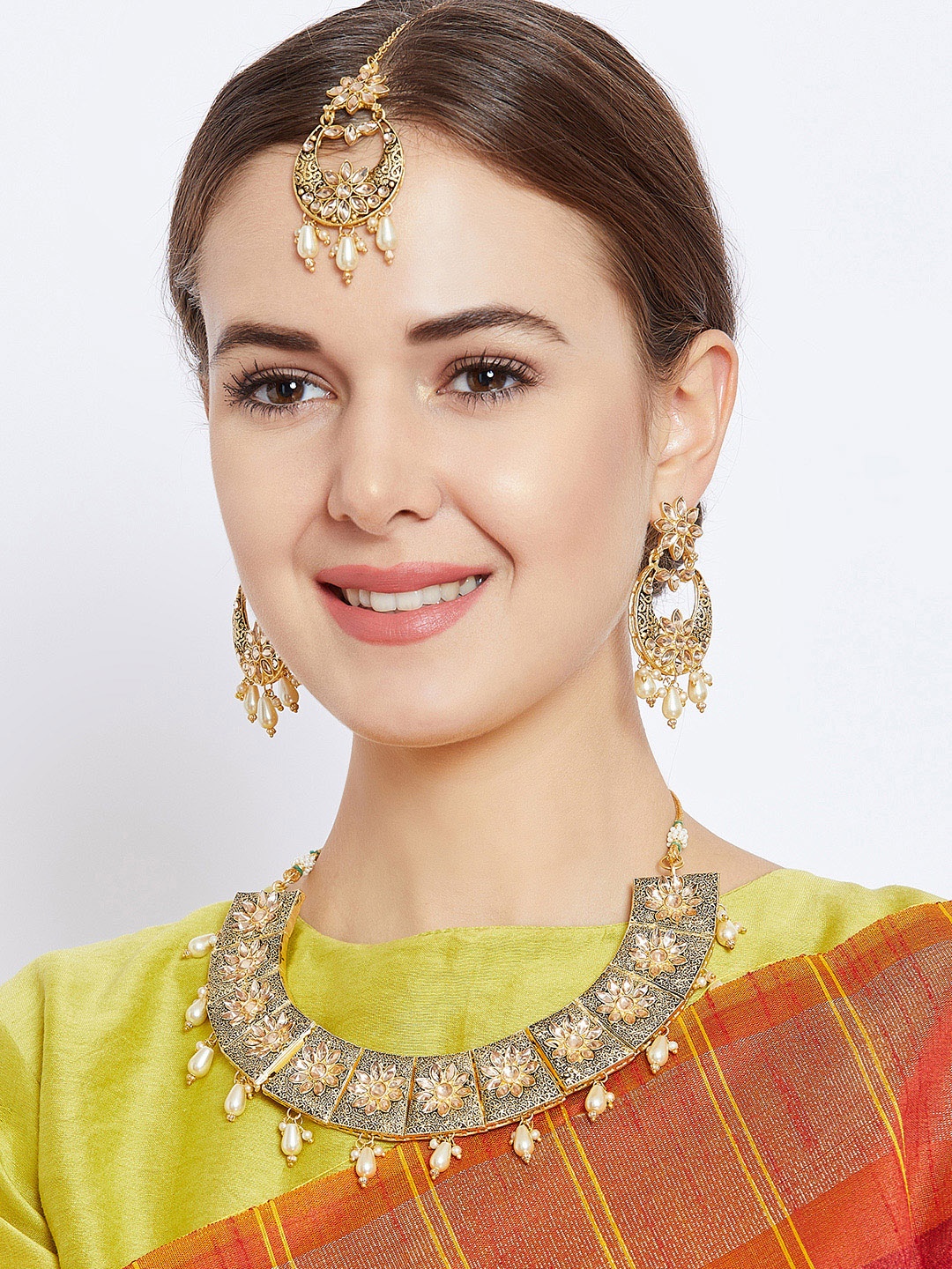 

PANASH Gold-Plated White Pearl Studded & Beaded Handcrafted Jewellery Set