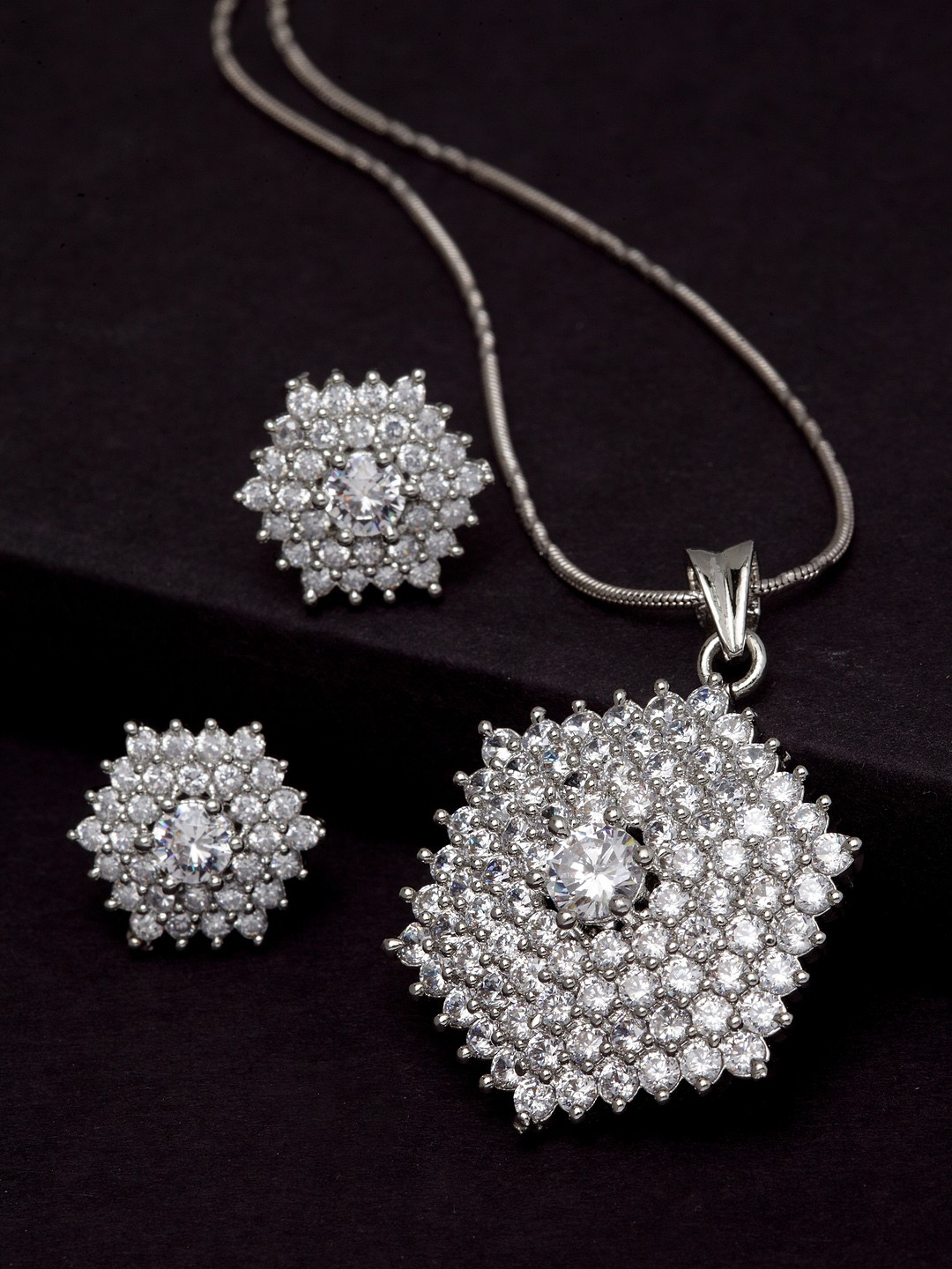 

PANASH Oxidised Rhodium-Plated Silver-Toned & White AD-Studded Handcrafted Jewellery Set