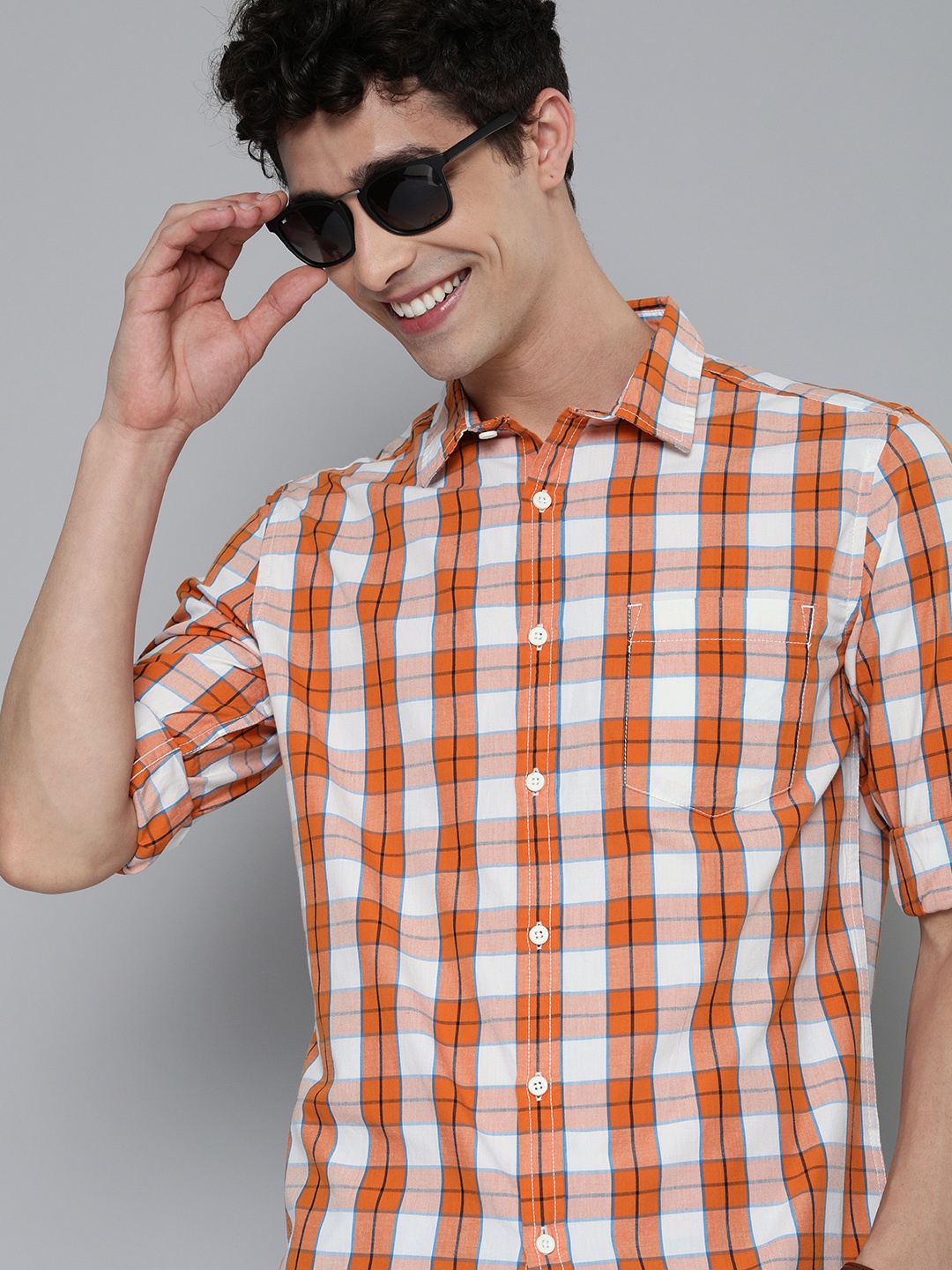 

HERE&NOW Men Orange & White Checked Casual Shirt