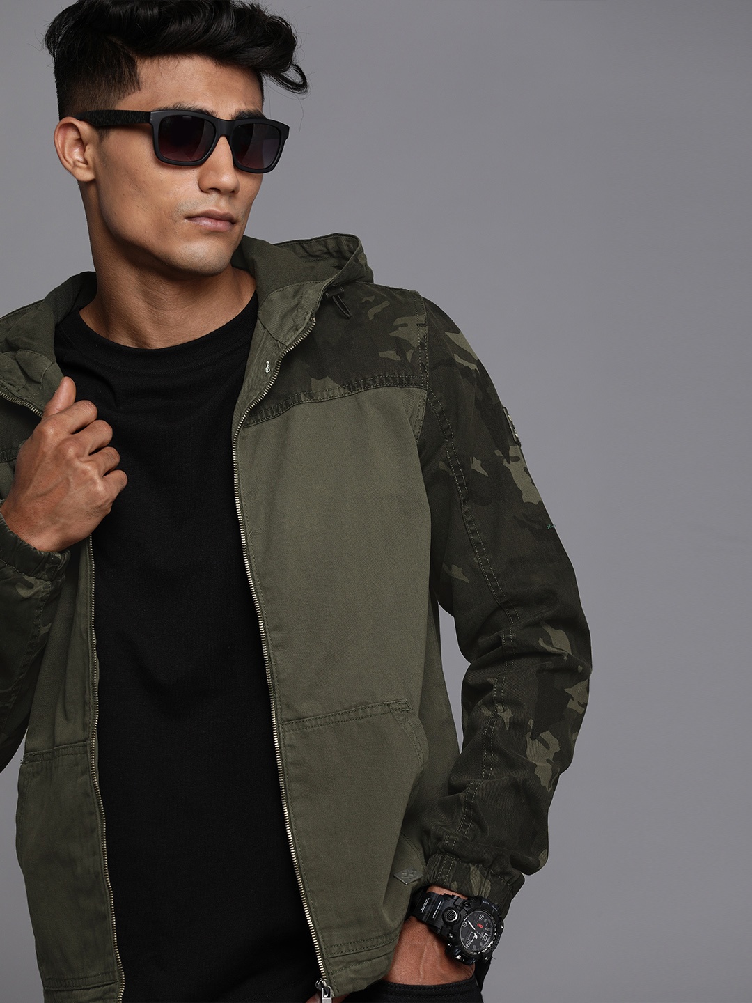 

WROGN Men Olive Green Camouflage Printed Hooded Tailored Jacket
