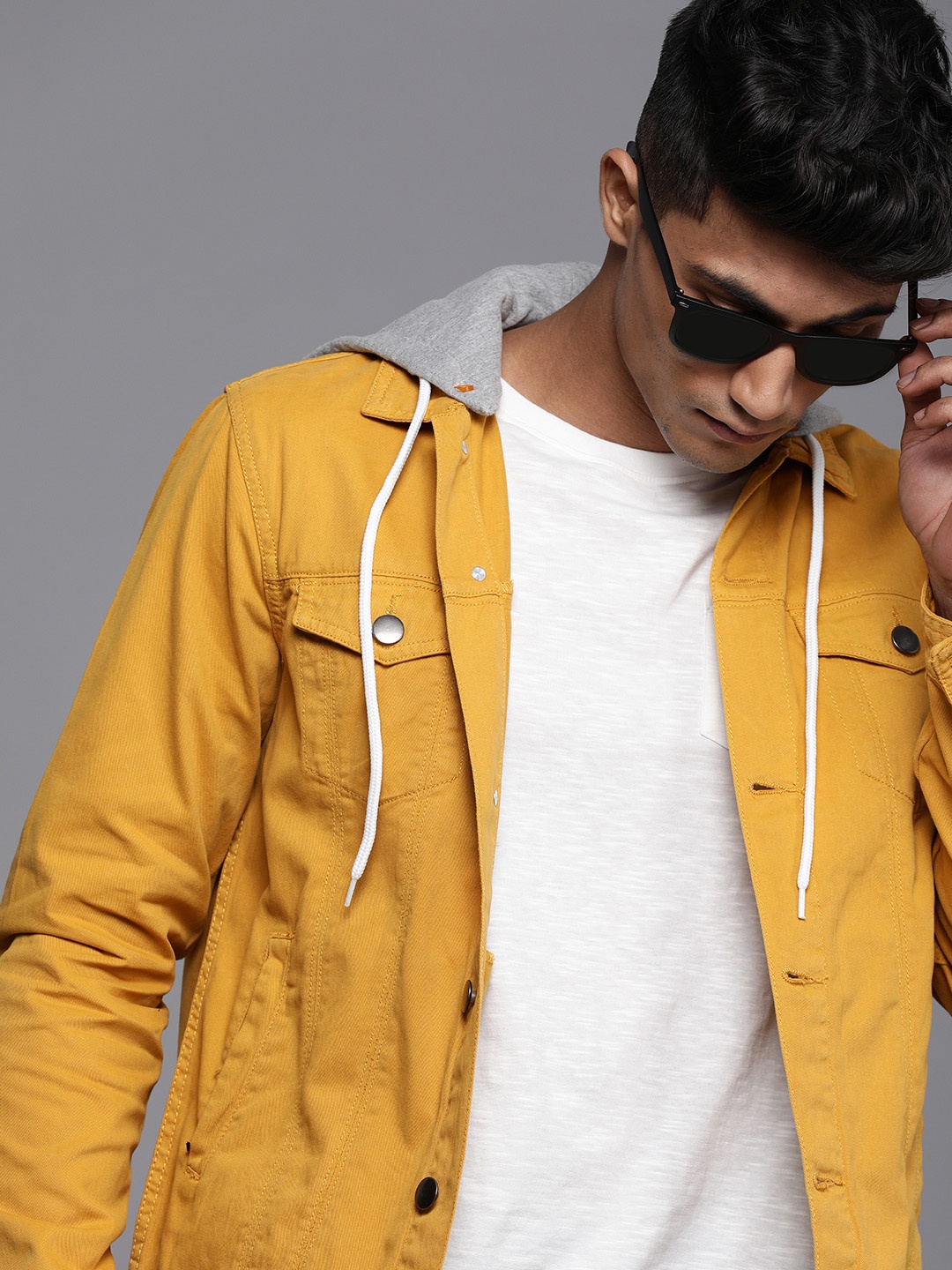 

WROGN Men Yellow Solid Hooded Pure Cotton Denim Jacket