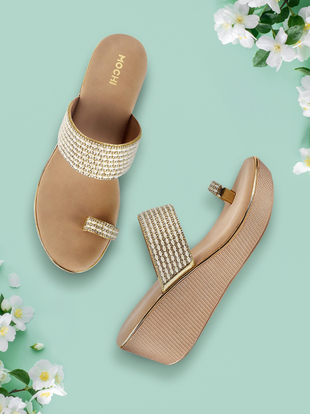 Mochi Women Gold-Toned Woven Design Sandals