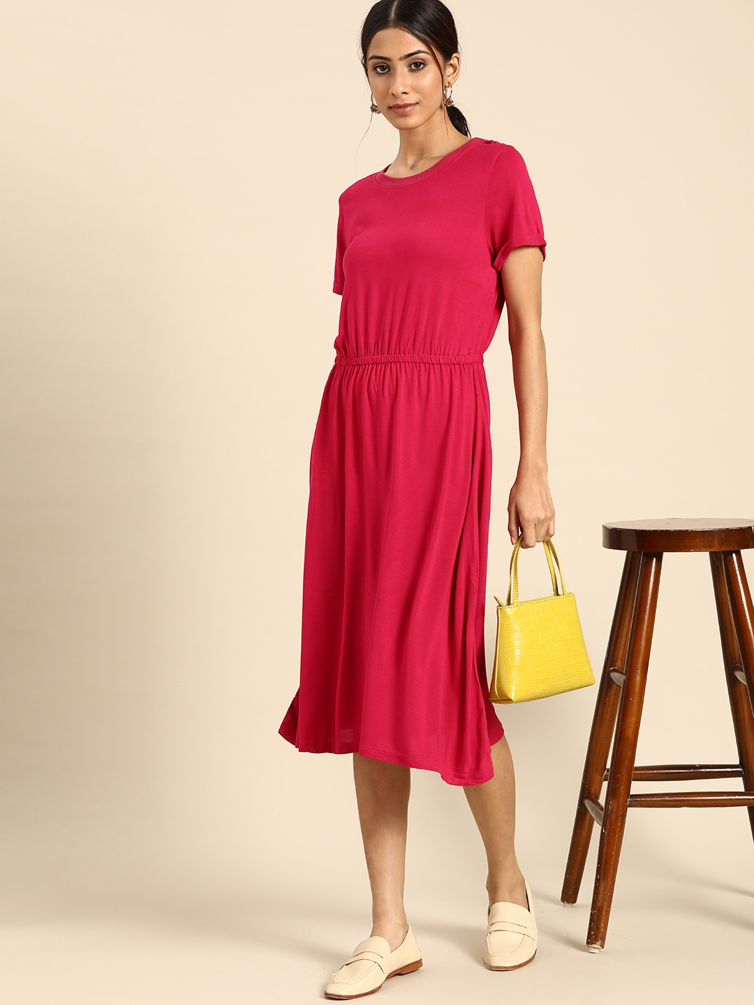 

all about you Fuchsia Solid Gathered Drop-Waist Midi Dress