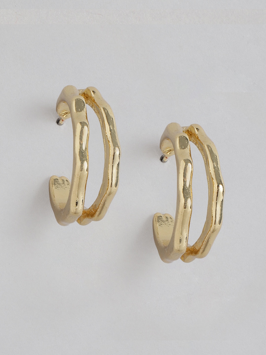 

DressBerry Gold-Toned Crescent Shaped Half Hoop Earrings