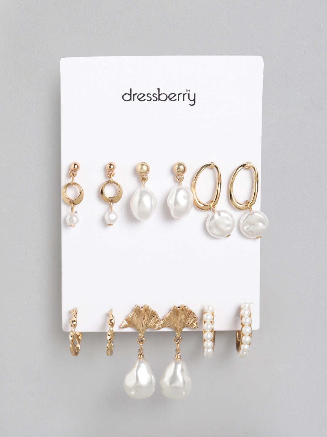 

DressBerry Set of 6 Gold-Toned Earrings