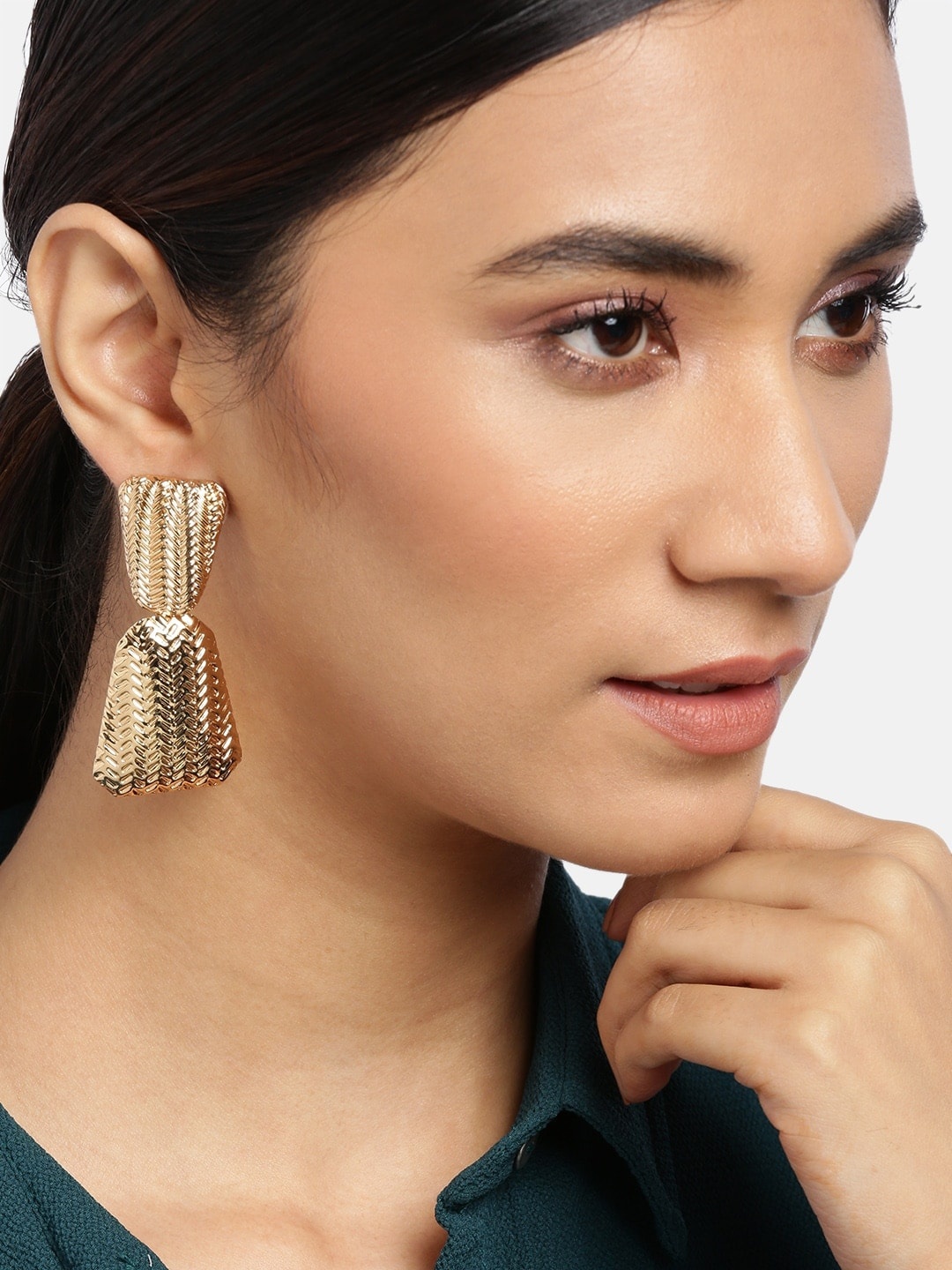 

DressBerry Gold-Toned Textured Contemporary Drop Earrings
