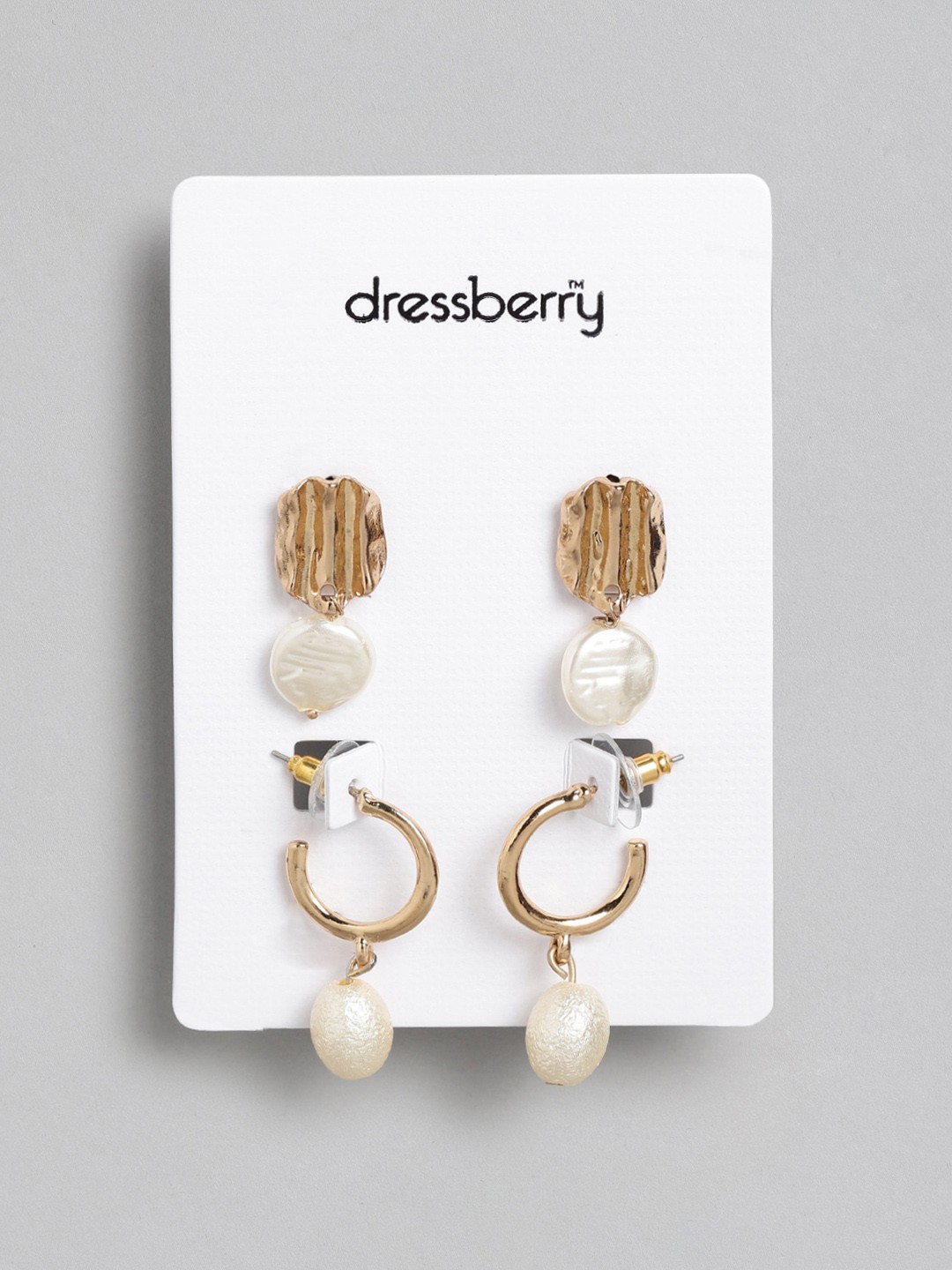 

DressBerry Set of 2 Gold-Toned Drop Earrings with Beaded Detail
