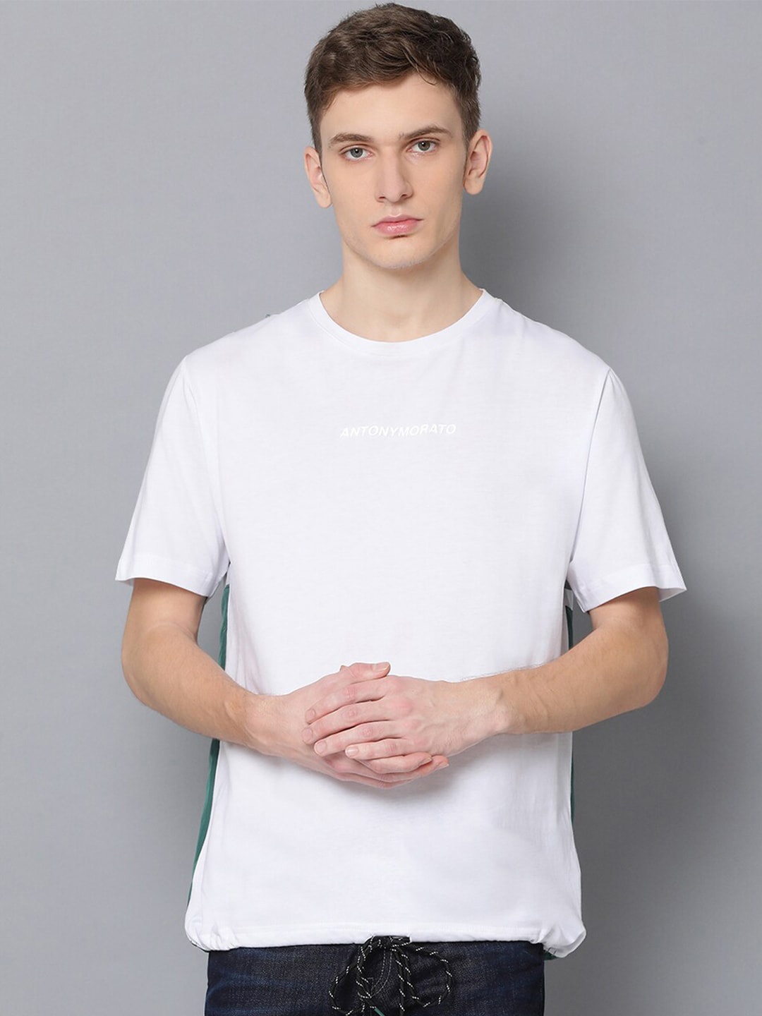 

Antony Morato Men White & Green Striped Back Round Neck T-shirt