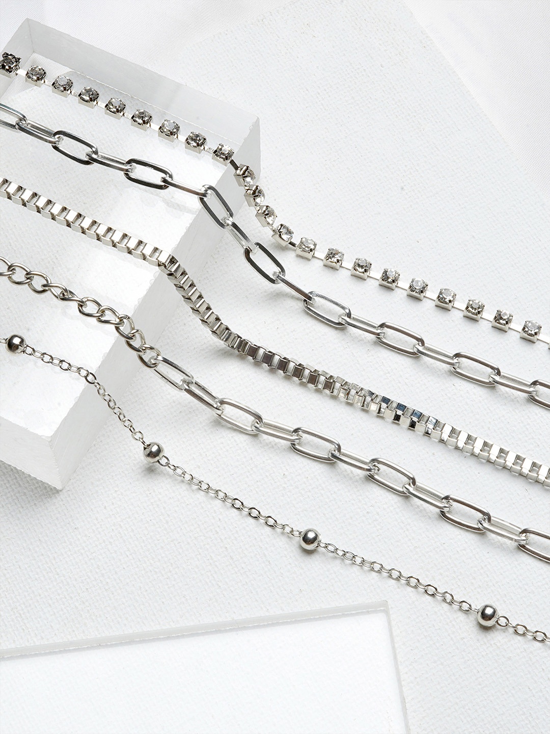 

JOKER & WITCH Set of 5 Silver-Toned Alloy Bracelet