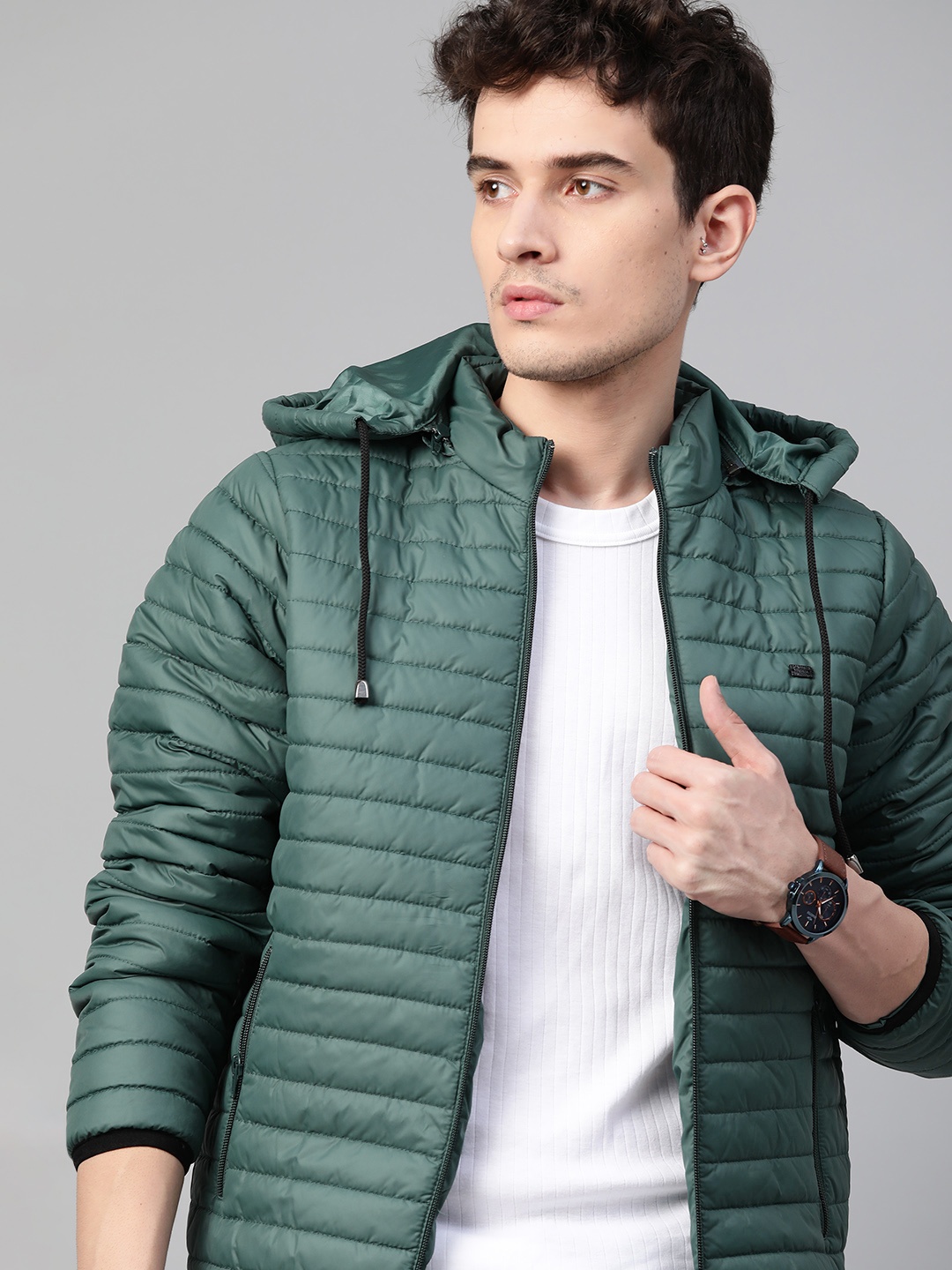 

Roadster Men Green Solid Padded Jacket