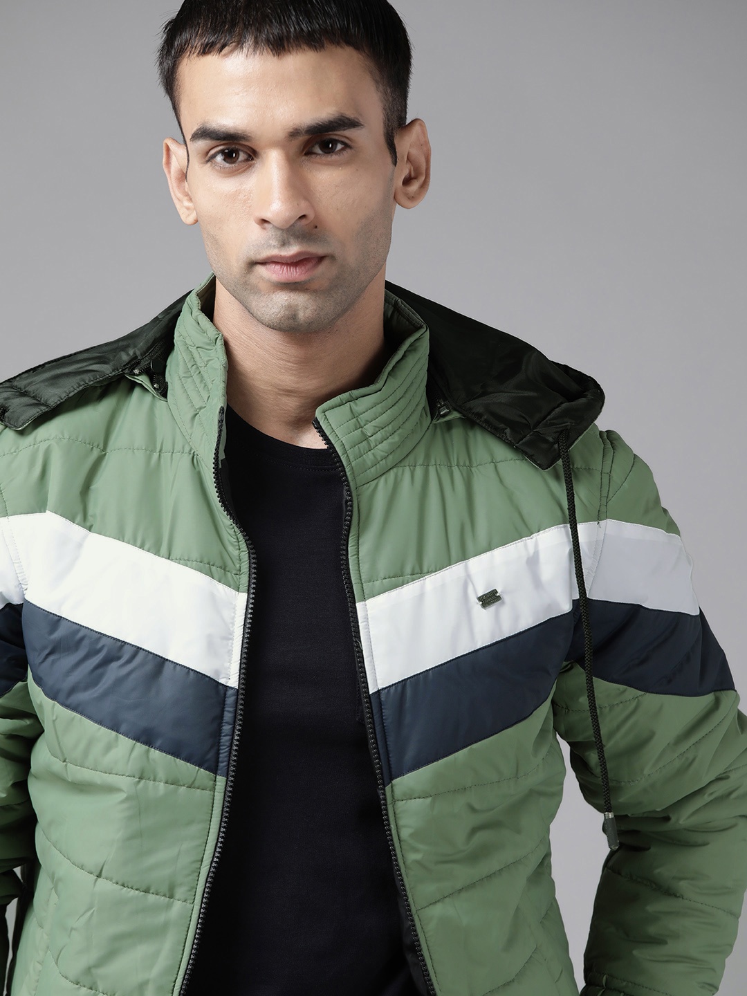 

Roadster Men Green & Navy Blue Striped Padded Jacket with Detachable Hood