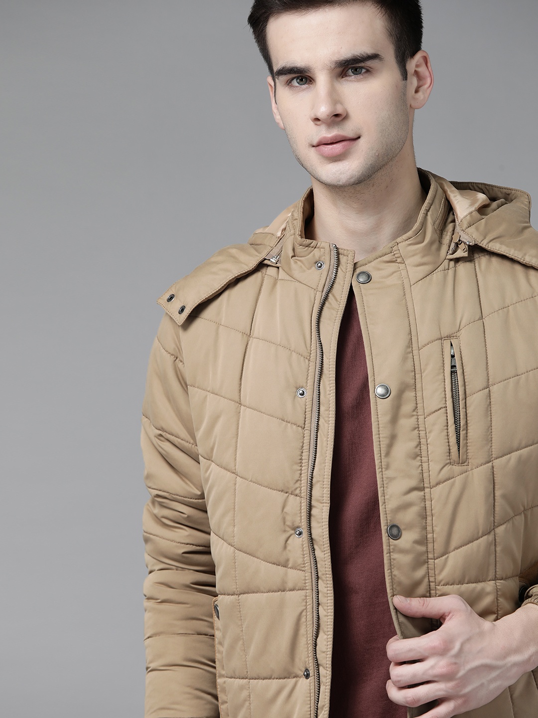 

Roadster Men Beige Solid Padded Jacket