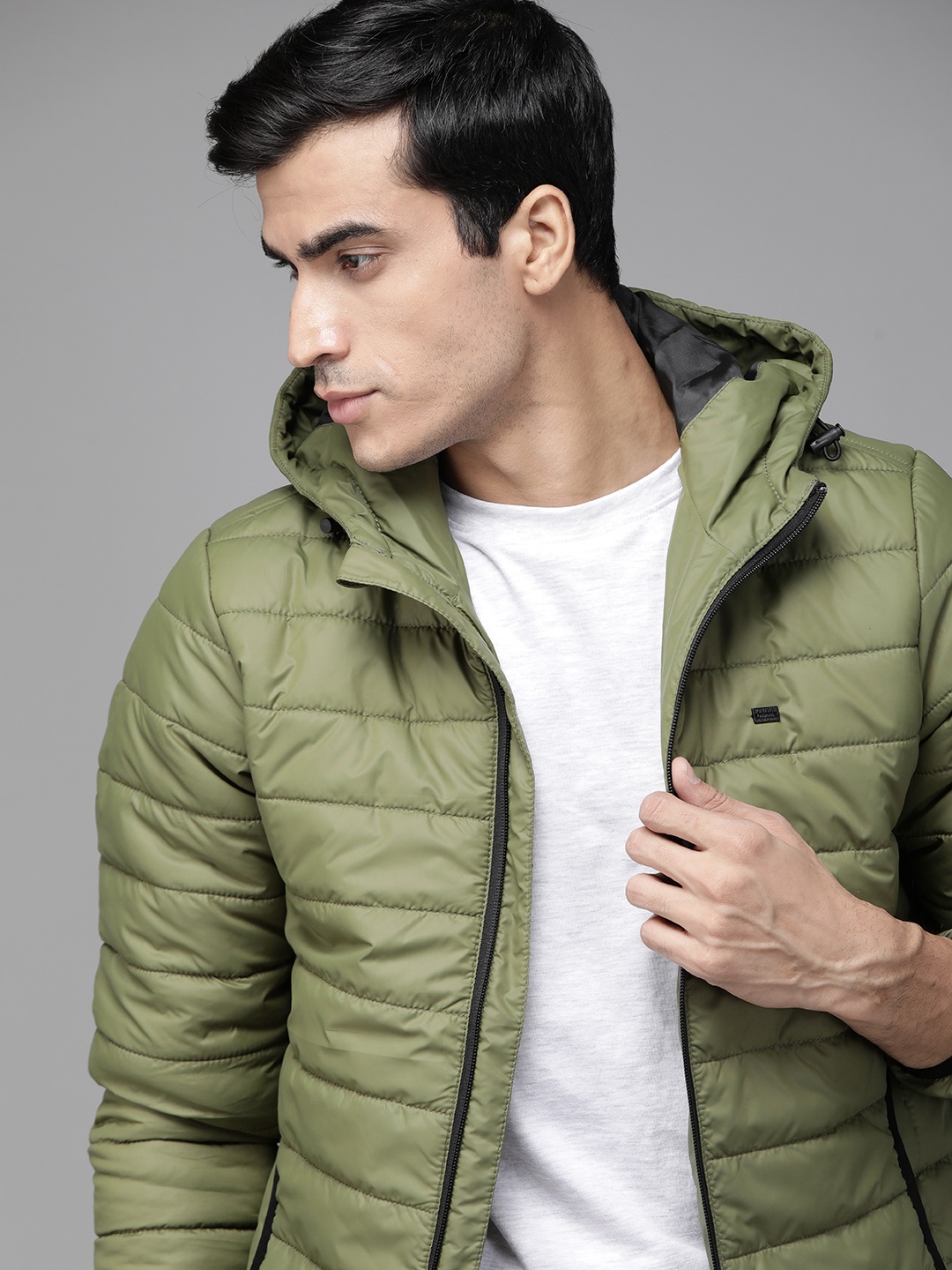 

Roadster Men Olive Green Solid Hooded Padded Jacket