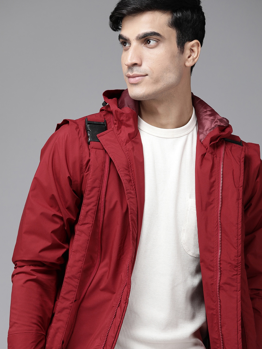 

Roadster Men Maroon Hooded Convertible Tailored Jacket