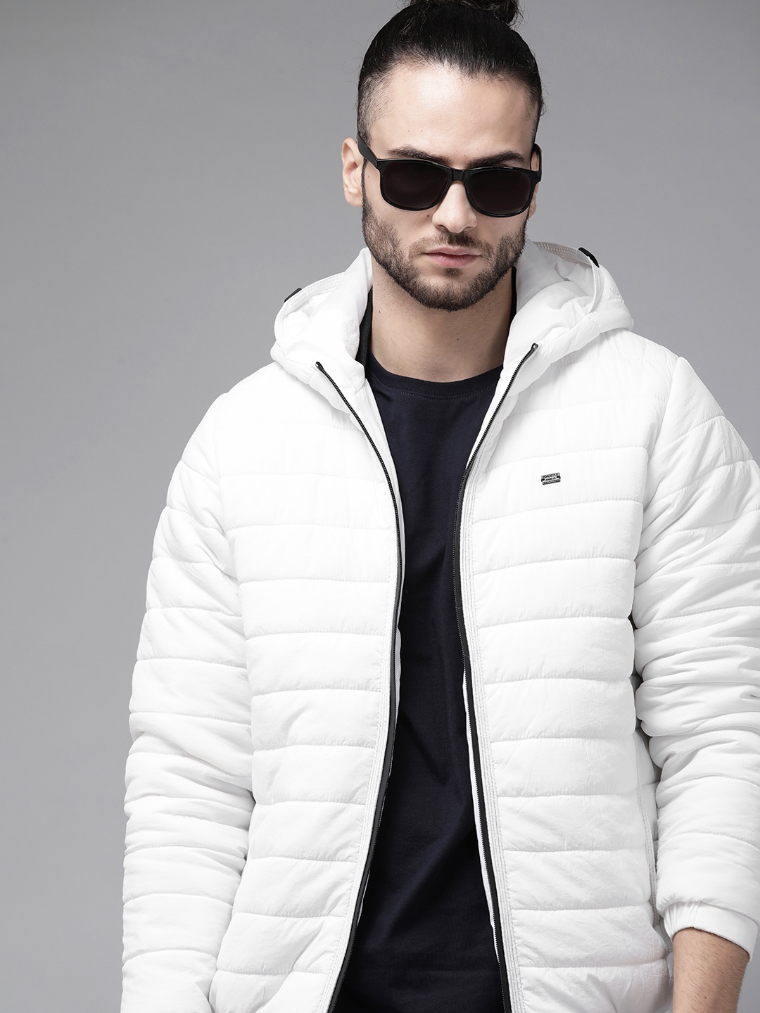 

Roadster Men White Solid Hooded Puffer Jacket